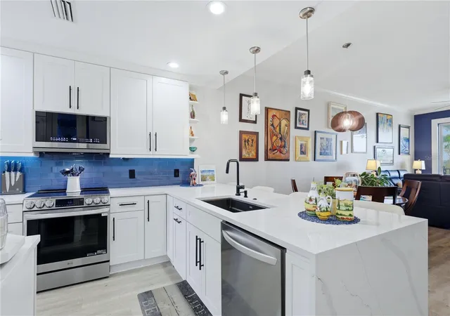 Photo 3 of Condo for sale at 5531 Cannes Cir #403, Sarasota, FL 34231 | MLS# A4707218 | Listing updated on 2026-09-30