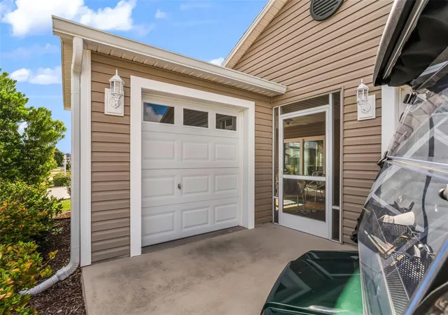 Photo 3 of Single family home for sale at 560 Kimberly St, The Villages, FL 32163 | MLS# G5118197 | Listing updated on 2026-09-26