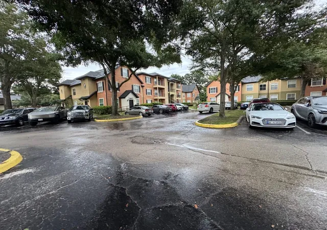 Photo 3 of Condo for sale at 5961 Westgate Dr #2013, Orlando, FL 32835 | MLS# O6444365 | Listing updated on 2026-09-30