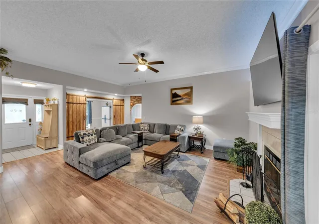 Photo 3 of Single family home for sale at 1910 High Glen Ct N, Lakeland, FL 33813 | MLS# TB8551686 | Listing updated on 2026-10-01