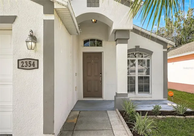Photo 2 of Single family home for sale at 2354 Blue Sapphire Cir, Orlando, FL 32837 | MLS# S5158209 | Listing updated on 2026-09-25