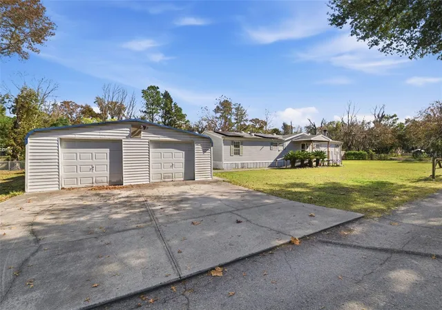 Photo 2 of Manufactured home for sale at 10029 Chestnut Dr, Hudson, FL 34669 | MLS# TB8551689 | Listing updated on 2026-10-02