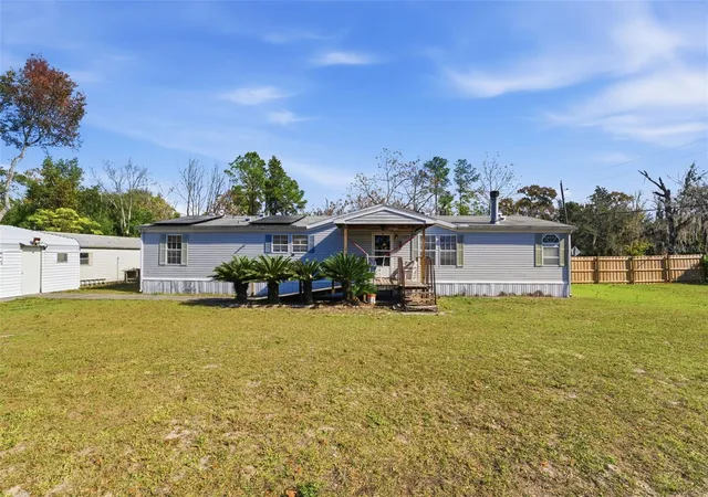 Photo 3 of Manufactured home for sale at 10029 Chestnut Dr, Hudson, FL 34669 | MLS# TB8551689 | Listing updated on 2026-10-02