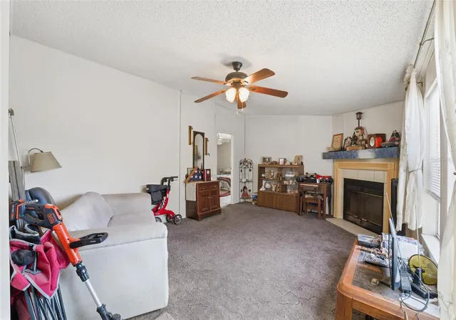 Photo 4 of Manufactured home for sale at 10029 Chestnut Dr, Hudson, FL 34669 | MLS# TB8551689 | Listing updated on 2026-10-02
