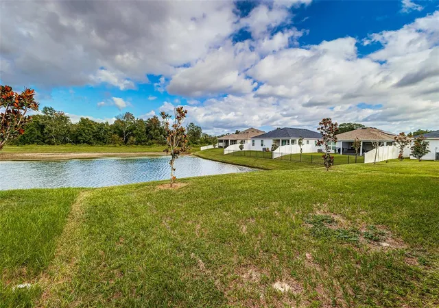 Photo 2 of Single family home for sale at 1525 Mattie Pointe Pl, Auburndale, FL 33823 | MLS# TB8551690 | Listing updated on 2026-10-02