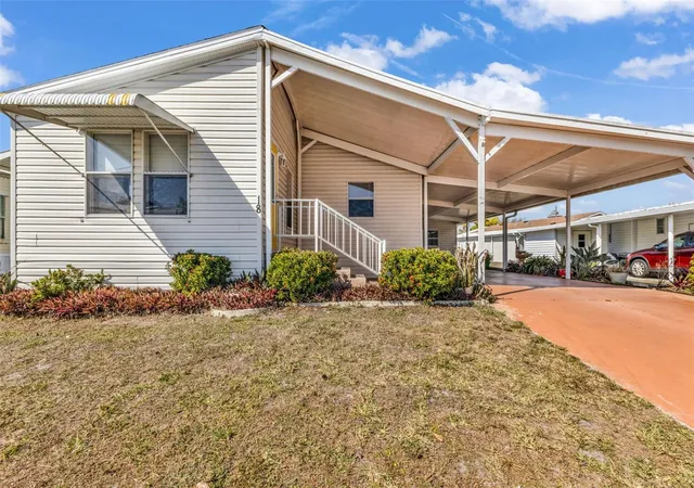 Manufactured home for sale at 1000 Kings Hwy #18, PORT CHARLOTTE, FL 33980 | MLS# C7531133