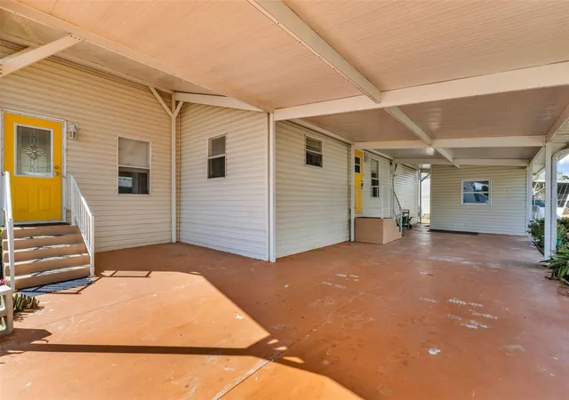 Photo 4 of Manufactured home for sale at 1000 Kings Hwy #18, Port Charlotte, FL 33980 | MLS# C7531133 | Listing updated on 2026-09-28