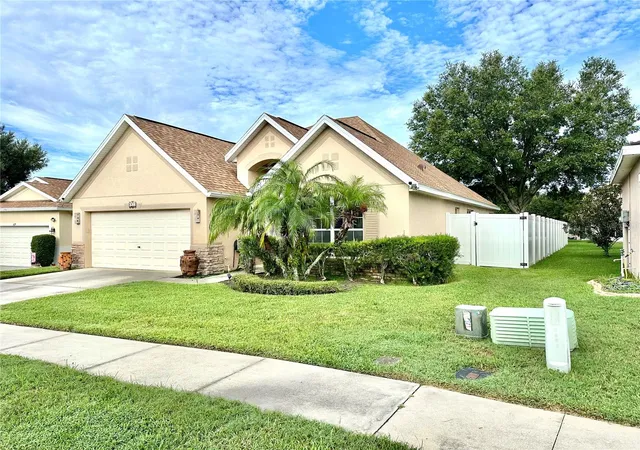 Photo 3 of Single family home for sale at 6135 Champions Gate Blvd, Zephyrhills, FL 33541 | MLS# TB8551696 | Listing updated on 2026-10-04