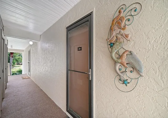 Listing Photo 5 - Condo for sale in building located at 740 White Pine Tree Rd, Venice, FL 34285 - Unit #205