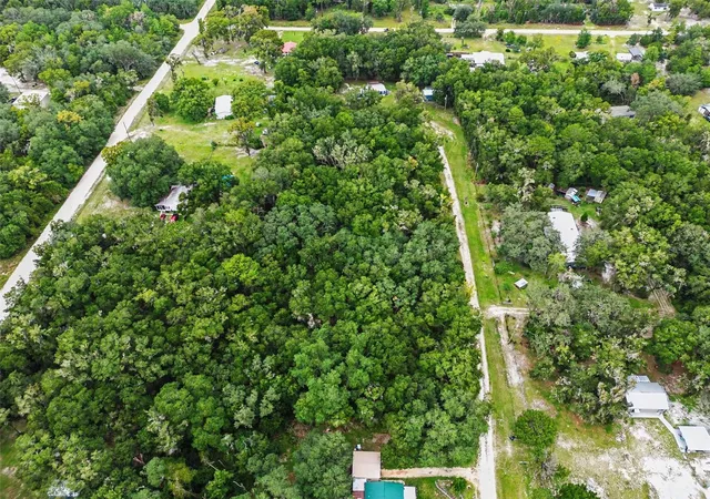 Photo 4 of Land for sale at 109 Chilton Pl, Satsuma, FL 32189 | MLS# W7889779 | Listing updated on 2026-09-25