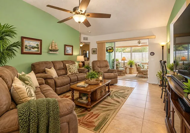 Photo 3 of Single family home for sale at 8612 SW 61st Court, Ocala, FL 34476 | MLS# OM732808 | Listing updated on 2026-09-25