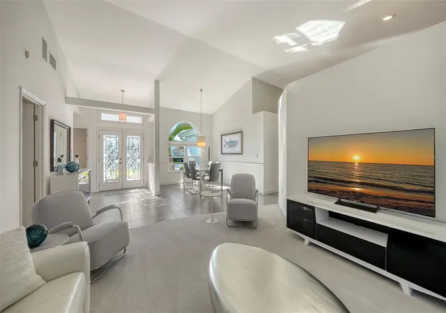 Photo 2 of Single family home for sale at 6948 Stetson St Cir, Sarasota, FL 34243 | MLS# A4707223 | Listing updated on 2026-10-02