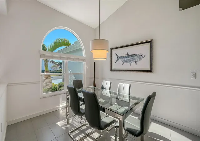 Photo 4 of Single family home for sale at 6948 Stetson St Cir, Sarasota, FL 34243 | MLS# A4707223 | Listing updated on 2026-10-02