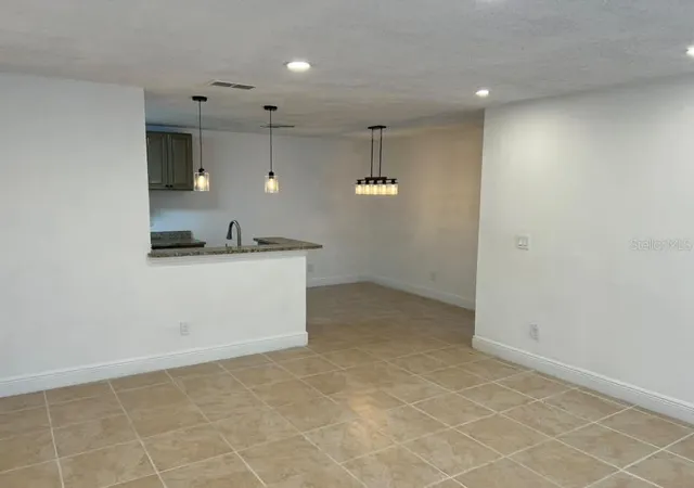 Condo for sale at 2101 Cascades Blvd #106, KISSIMMEE, FL 34741 | MLS# S5158213