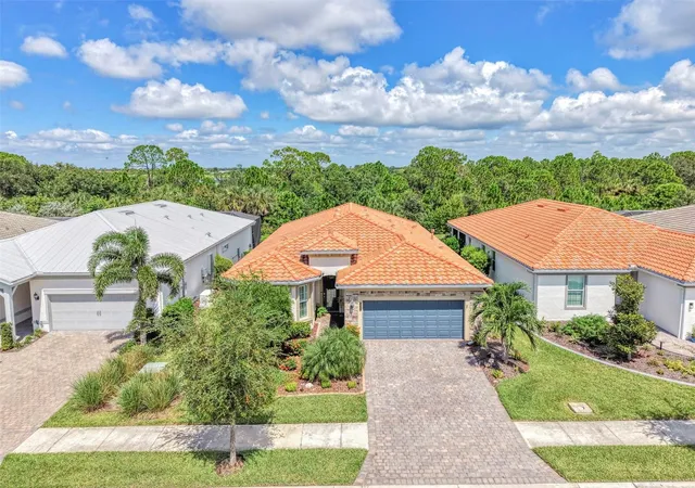 Photo 1 of Single family home for sale at 10088 Coral Shore Dr, Englewood, FL 34223 | MLS# N6145902 | Listing updated on 2026-10-02