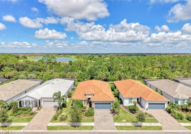 Photo 2 of Single family home for sale at 10088 Coral Shore Dr, Englewood, FL 34223 | MLS# N6145902 | Listing updated on 2026-10-02