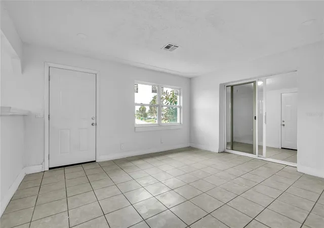 Photo 2 of Single family home for sale at 3312 Plummer Cir, Melbourne, FL 32901 | MLS# TB8551703 | Listing updated on 2026-10-20