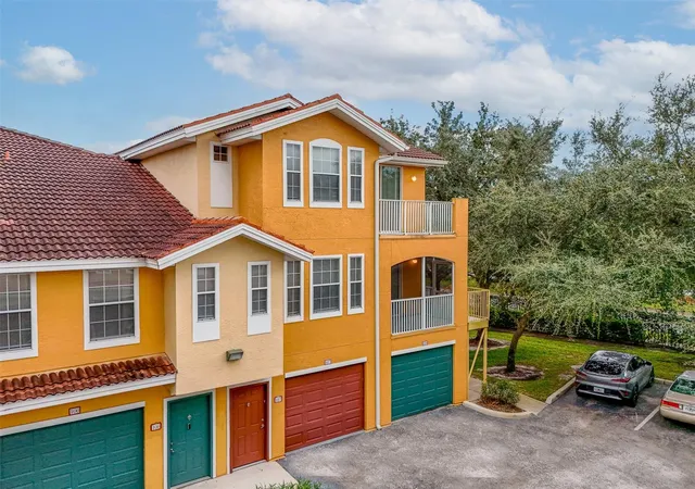 Photo 1 of Townhouse for sale at 12020 Villanova Dr #107, Orlando, FL 32837 | MLS# S5158214 | Listing updated on 2026-09-26
