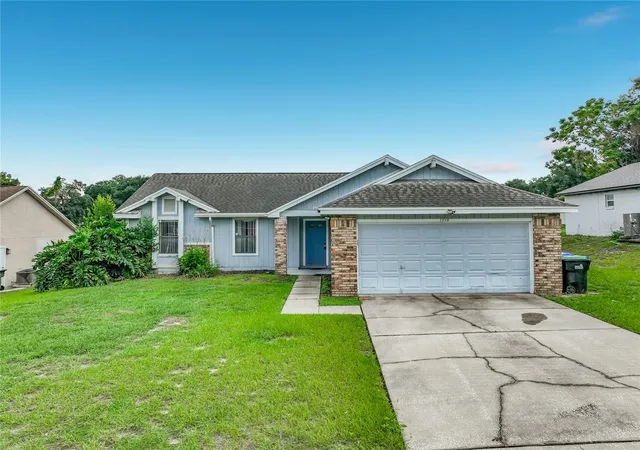 Photo 1 of Sale Pending at 2943 Roundabout Ln, Orlando, FL 32818 | MLS# OM732810 | Listing updated on 2026-10-01