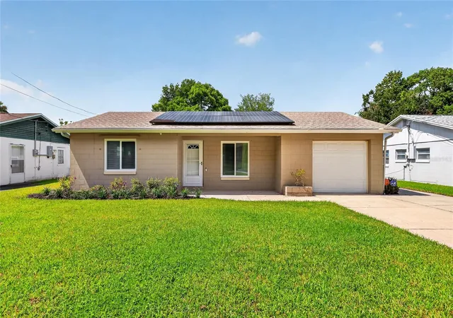 Photo 1 of Single family home for sale at 2614 Marshall Ave, Sanford, FL 32771 | MLS# TB8551711 | Listing updated on 2026-10-02