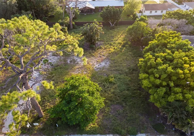 Photo 3 of Land for sale at Lot 89 Webber St, Sarasota, FL 34239 | MLS# A4707226 | Listing updated on 2026-09-25