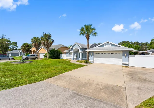 Photo 3 of Single family home for sale at 6125 Mariner Blvd, Spring Hill, FL 34609 | MLS# TB8551716 | Listing updated on 2026-10-19