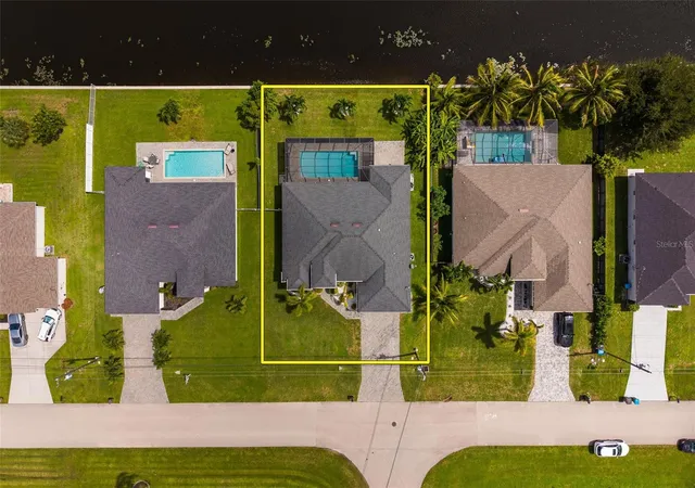 Photo 1 of Single family home for sale at 1423 Sw 21st Avenue, Cape Coral, FL 33991 | MLS# C7531136 | Listing updated on 2026-10-07