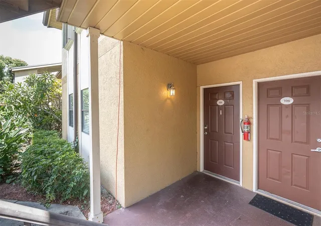 Photo 2 of Condo for sale at 10103 Sailwinds Blvd N #105, Largo, FL 33773 | MLS# W7889783 | Listing updated on 2026-10-01
