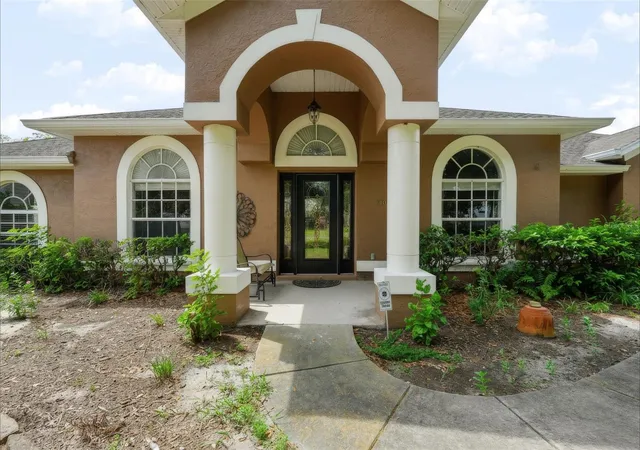 Photo 1 of Single family home for sale at 7105 Otto Rd, Plant City, FL 33567 | MLS# TB8551722 | Listing updated on 2026-09-25