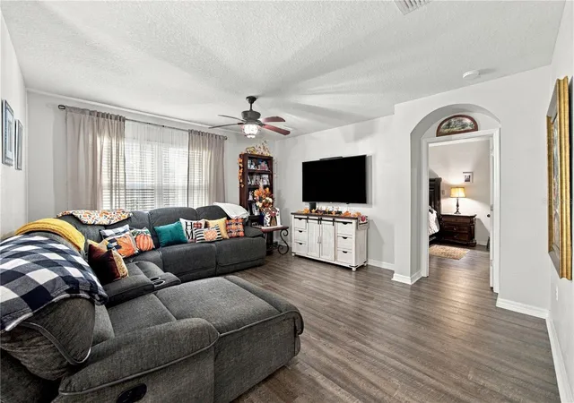Photo 3 of Single family home for sale at 3838 Crystal Dew St, Plant City, FL 33567 | MLS# TB8551726 | Listing updated on 2026-10-05