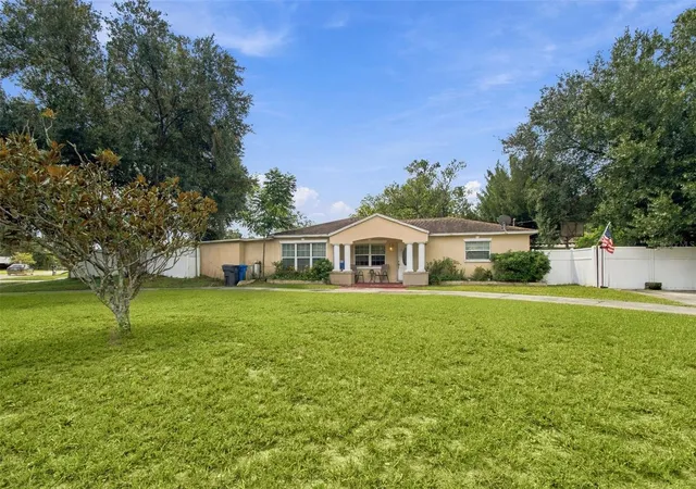 Photo 3 of Single family home for sale at 12408 N Boulevard, Tampa, FL 33612 | MLS# TB8551727 | Listing updated on 2026-10-07