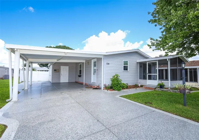 Manufactured home for sale at 728 Prado Dr, LADY LAKE, FL 32159 | MLS# O6444418