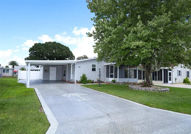Photo 2 of Manufactured home for sale at 728 Prado Dr, Lady Lake, FL 32159 | MLS# O6444418 | Listing updated on 2026-09-25