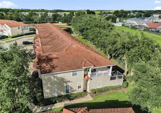 Photo 3 of Townhouse for sale at 1266 S Beach Cir, Kissimmee, FL 34746 | MLS# S5158222 | Listing updated on 2026-09-28