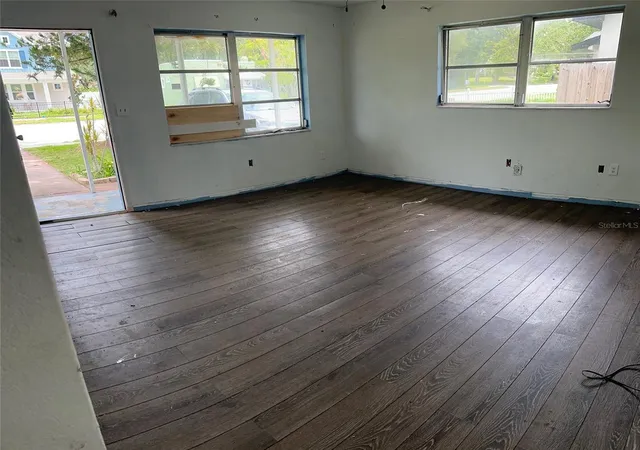 Photo 4 of Single family home for sale at 5234 9th Avenue N, Saint Petersburg, FL 33710 | MLS# OM732815 | Listing updated on 2026-10-07
