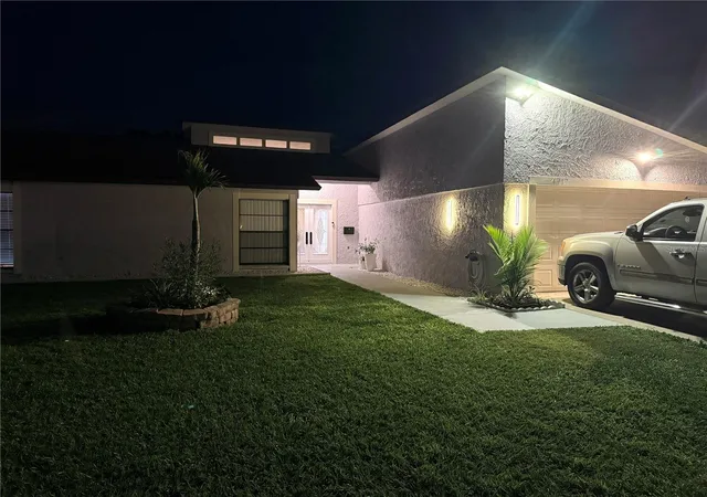 Photo 2 of Single family home for sale at 4717 Deerwalk Ave, Tampa, FL 33624 | MLS# TB8551735 | Listing updated on 2026-10-03