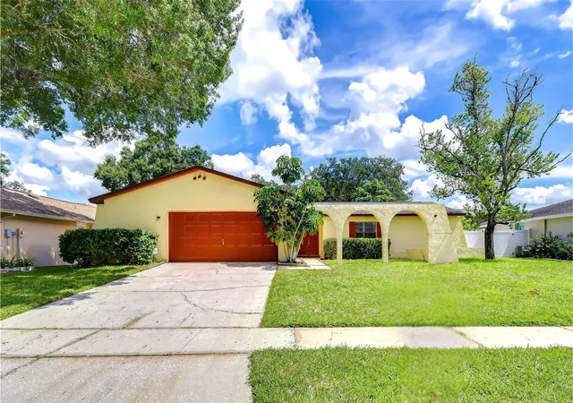 Photo 1 of Single family home for sale at 15819 Deep Crk Ln, Tampa, FL 33624 | MLS# TB8551738 | Listing updated on 2026-10-05