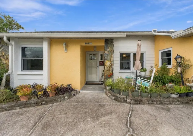 Photo 2 of Single family home for sale at 10270 Brentlawn St, Spring Hill, FL 34608 | MLS# TB8551745 | Listing updated on 2026-10-03