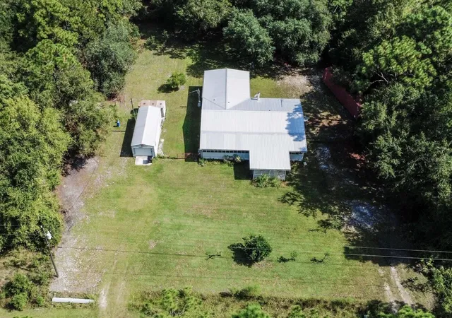 Photo 1 of Manufactured home for sale at 4700 Berry Ct, Keystone Heights, FL 32656 | MLS# A4707239 | Listing updated on 2026-09-29