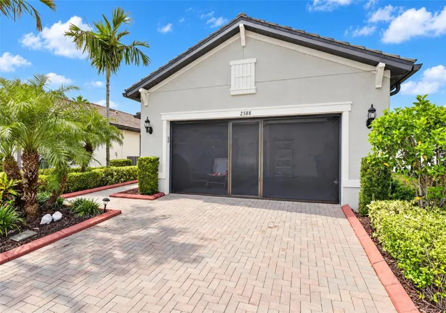 Photo 3 of Single family home for sale at 2588 Daisy Dr, North Port, FL 34289 | MLS# D6148918 | Listing updated on 2026-10-24