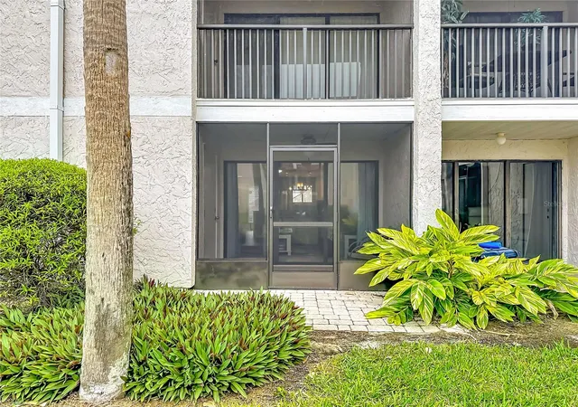 Photo 3 of Condo for sale at 1801 Gulf Dr N #181, Bradenton Beach, FL 34217 | MLS# A4707240 | Listing updated on 2026-10-05