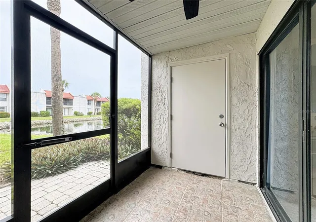Photo 4 of Condo for sale at 1801 Gulf Dr N #181, Bradenton Beach, FL 34217 | MLS# A4707240 | Listing updated on 2026-10-05