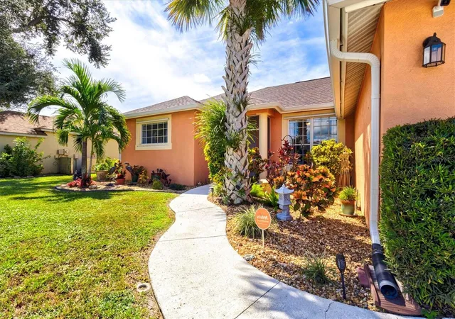 Photo 3 of Single family home for sale at 7107 91st Street E, Palmetto, FL 34221 | MLS# A4707241 | Listing updated on 2026-10-05