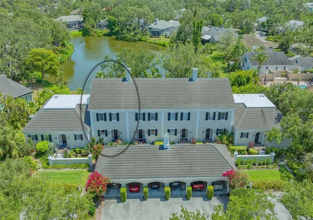Photo 1 of Townhouse for sale at 33 Bishops Ct Rd #118, Osprey, FL 34229 | MLS# A4707242 | Listing updated on 2026-09-26