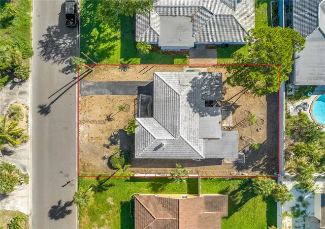 Photo 3 of Sale Pending at 116 59th Avenue, St Pete Beach, FL 33706 | MLS# TB8551754 | Listing updated on 2026-09-30