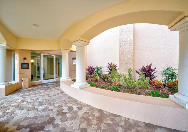Photo 3 of Condo for sale at 401 N Point Rd #703, Osprey, FL 34229 | MLS# A4707244 | Listing updated on 2026-10-03