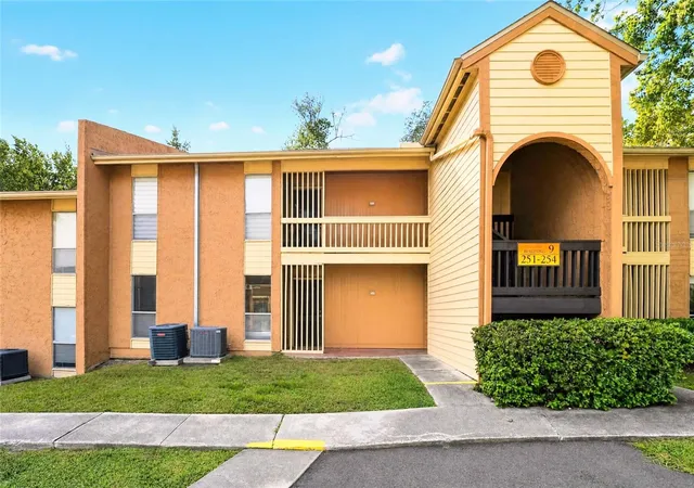 Photo 1 of Condo for sale at 1810 Nw 23rd Boulevard #252, Gainesville, FL 32605 | MLS# GC543756 | Listing updated on 2026-10-11