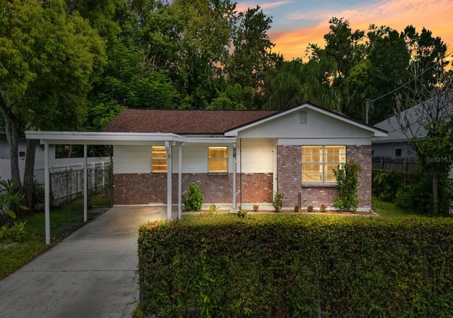 Photo 2 of Single family home for sale at 1713 W Atkinson St, Tampa, FL 33604 | MLS# TB8551755 | Listing updated on 2026-09-25
