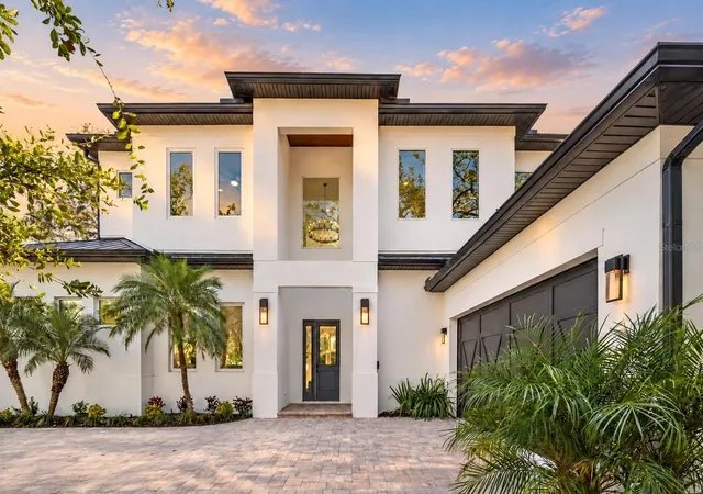 Photo 1 of Single family home for sale at 2420 Floyd St, Sarasota, FL 34239 | MLS# A4707246 | Listing updated on 2026-10-07