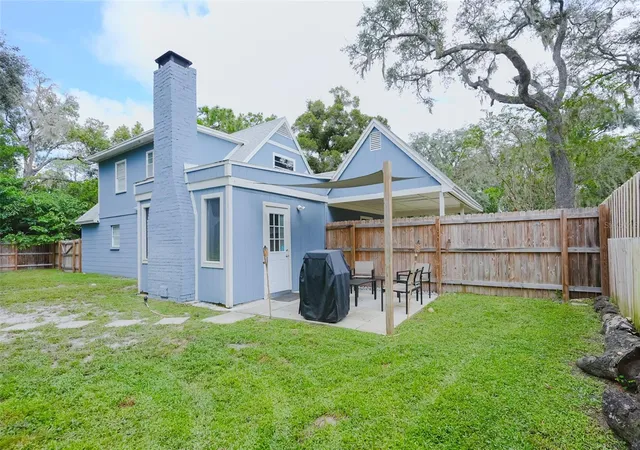 Photo 2 of Single family home for sale at 16606 Forest Park Dr, Lutz, FL 33549 | MLS# TB8551764 | Listing updated on 2026-10-06